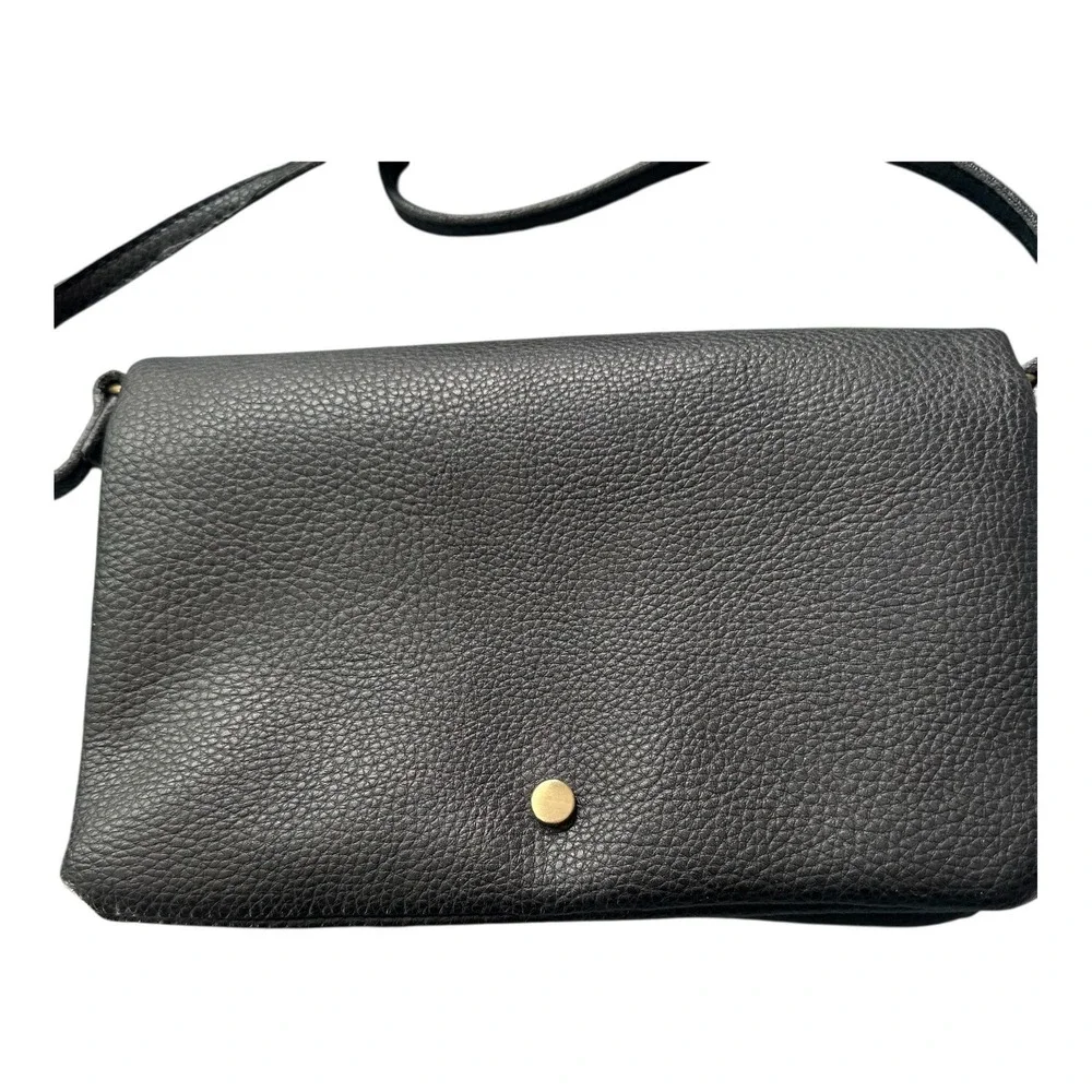 Lucky Brand Black Pebbled Leather Triple Compartment Crossbody Clutch Bag Brass